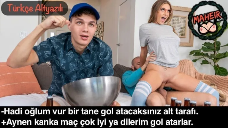 arkadasim bizde mac izlerken karimla gizli gizli sikisiyoruz.jpg